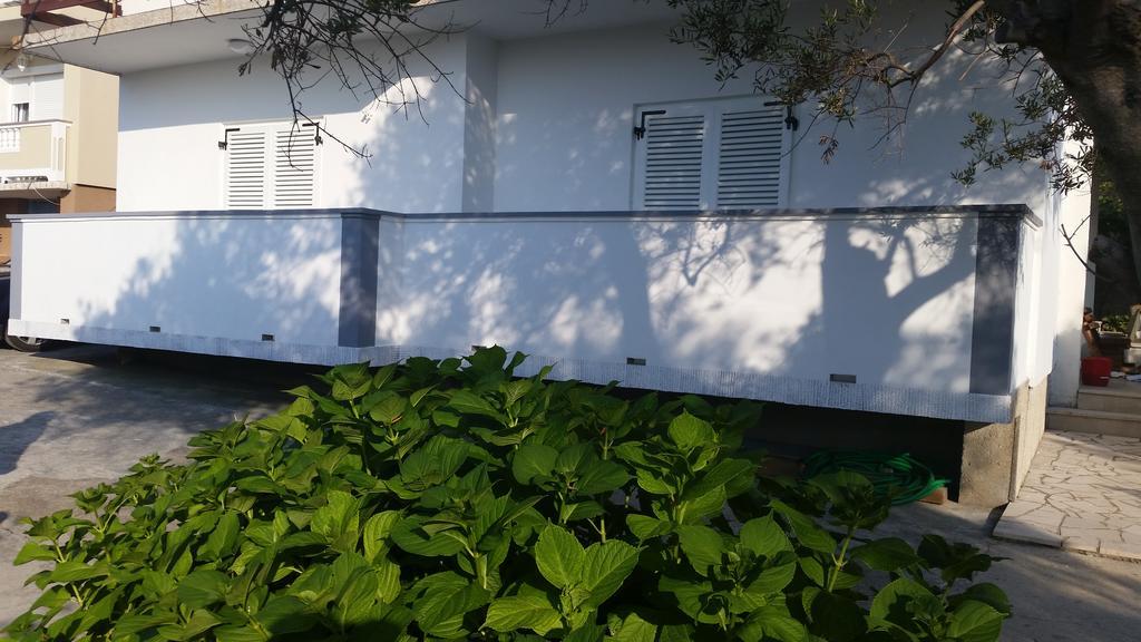 Apartment Valeria Lopar Exterior foto